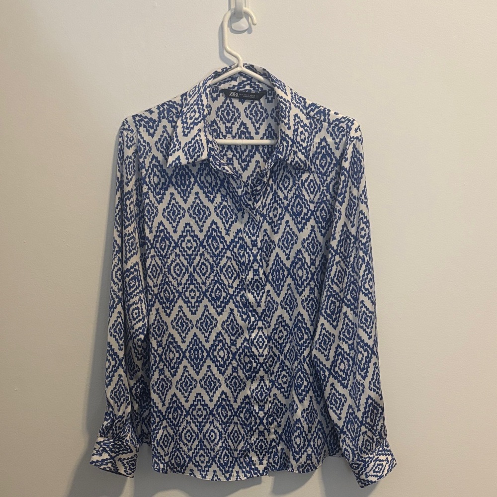 Zara Fun Blue and White Patterned Women's Blouse